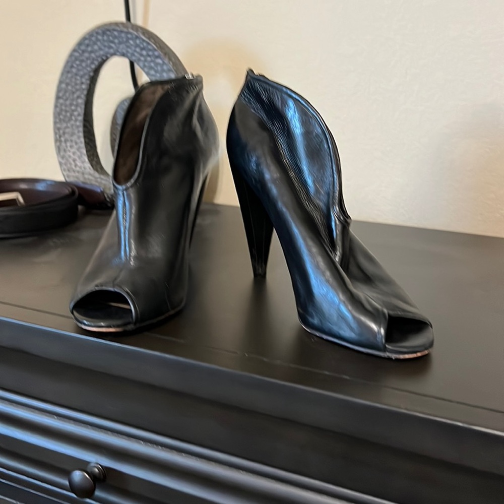 Shoe Bootie